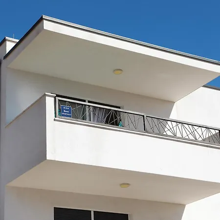 Apartment Vukic - *