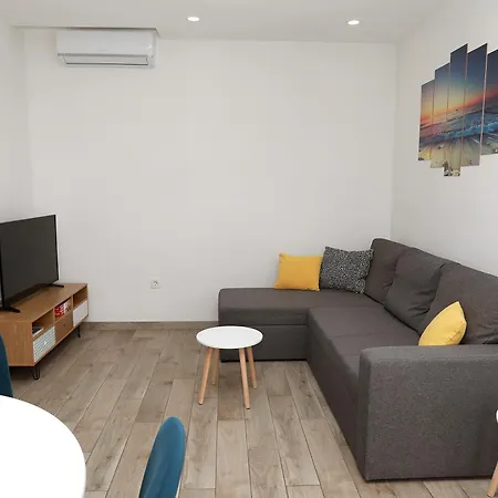 Vukic - Apartment Trogir