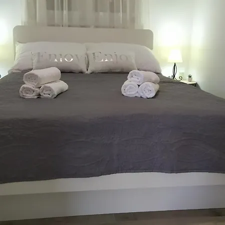 Urban Vukic * Trogir